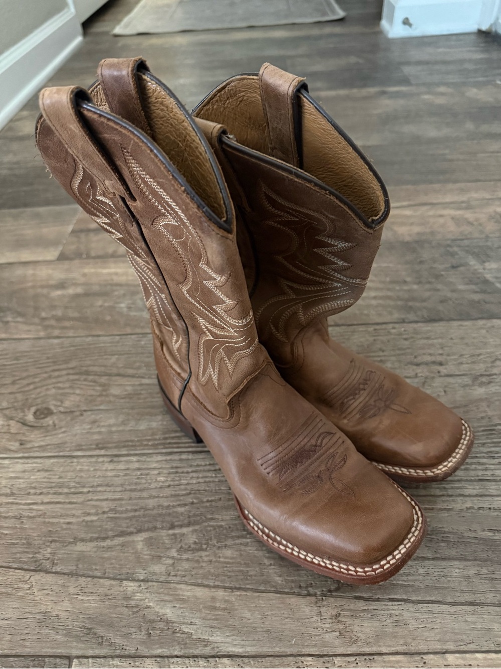 Shyanne Brown Leather Women's Cowboy Boots